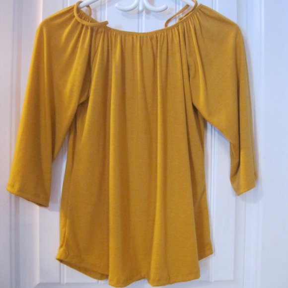 Hot Ginger Mustard Off-Shoulder Keyhole Tunic - Picture 5 of 5
